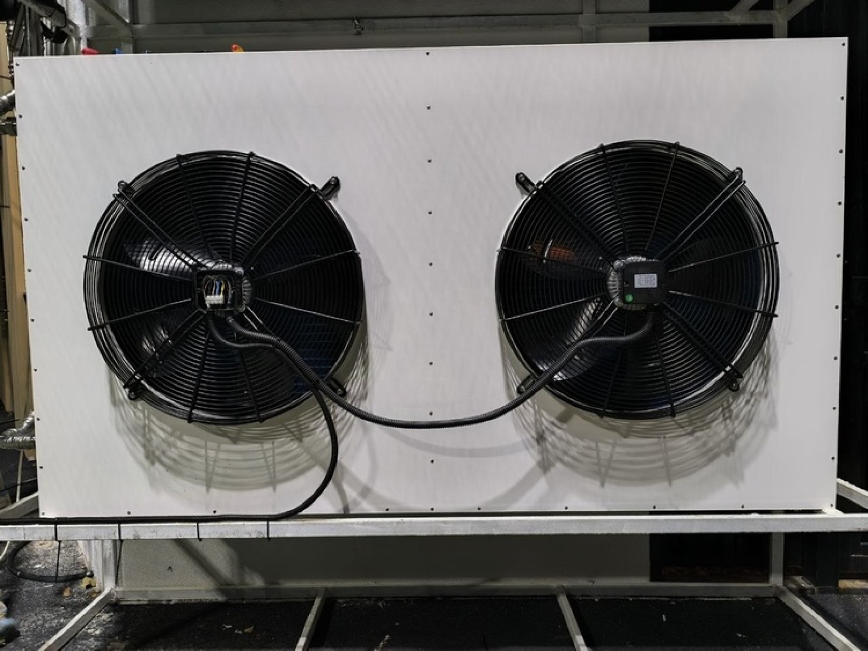 DC75 630 - Драйкулер систем гидро-охлаждения